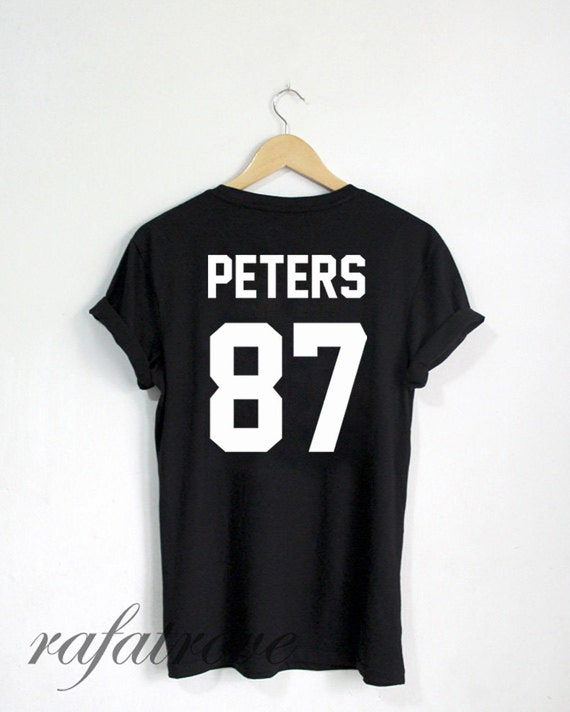 evan peters shirt