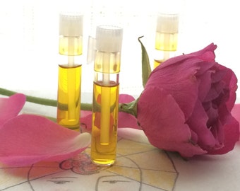 Invisioning Roses Eau de Parfum, Botanical Perfume, 1 ML Sample Perfume, Cruelty Free- Vegan Fragrance