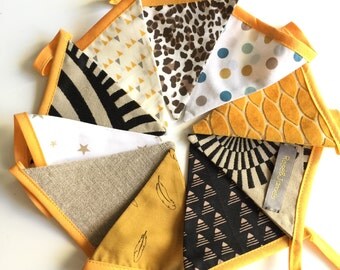 pennants/flags in tissue Garland black yellow and beige
