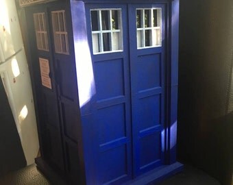 Items similar to Large Doctor Who Tardis Window Wall Art Decal 42x90cm ...