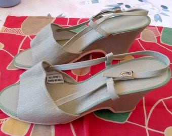 Beautiful Vintage 1950s! old stock