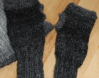 Grey mix fingerless cuffs gloves mittens