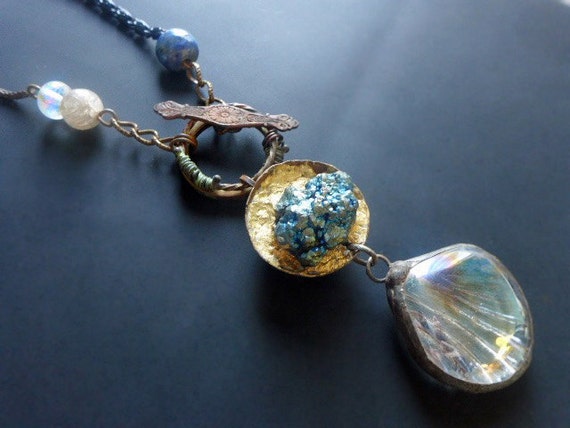 Gratulation. Iridescent assemblage necklace. 