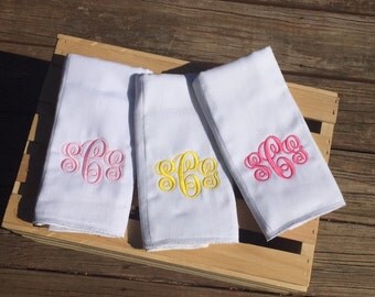 Set of 3 Custom Boutique Monogrammed Burp Cloths. Monogrammed burp clothes. Set of burp cloths. 3 personalized burp cloths.