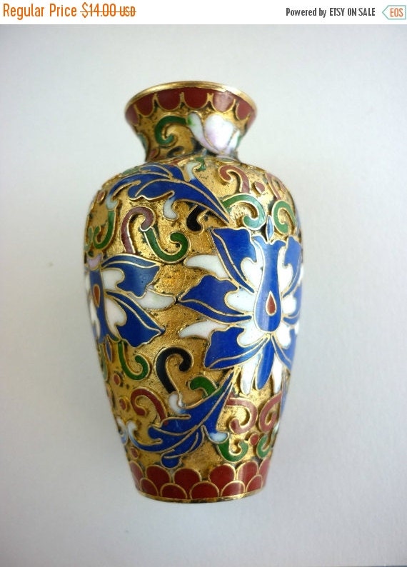 Cloisonne Antique Chinese Small Vase by PortugueseVintage on Etsy