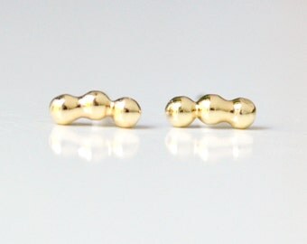 Tiny Gold Stud Earrings - 3 Dot Bar Second Hole Studs - Lightweight 5mm Cartilage Earings - Simple Everyday Studs - Hook & Matter Brooklyn