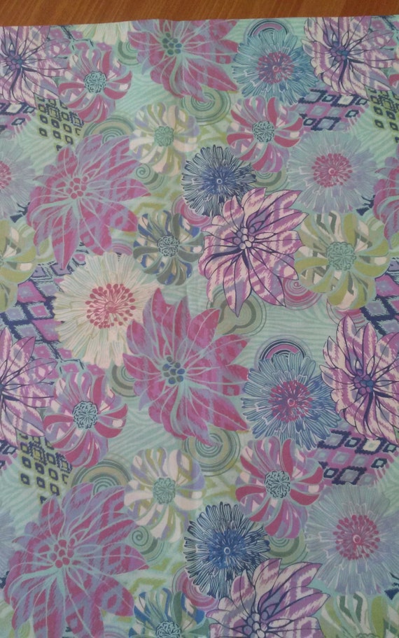 Vintage Looking Fabric 11