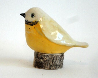 Items similar to Pottery Bird Chickadee Black Capped Hand Formed on Etsy