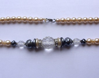 1970s VINTAGE Antique Plastic bijouterie plastic pearls Necklace CZECHOSLOVAKIA!