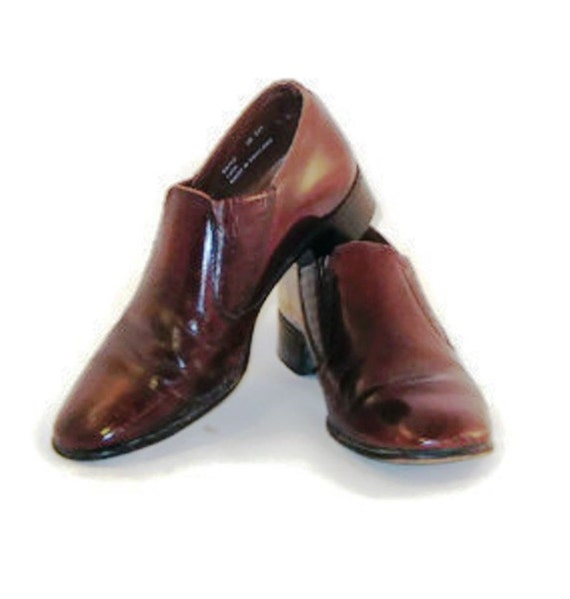 cognac brown shoe