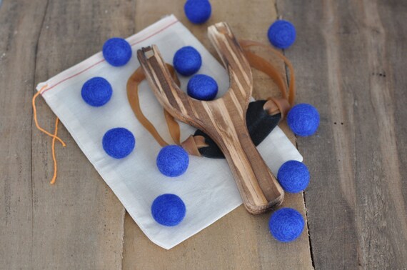 Wooden Slingshot with Felt Ball Ammo by SweetEverydayMusings