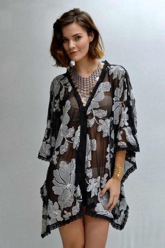 kupu kupu tunic in black white kupu kupu tunic in black white