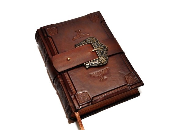 Handmade brown leather journal Medieval style 6x8 inch