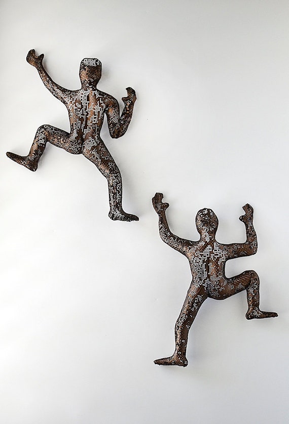 wall climbing figurines