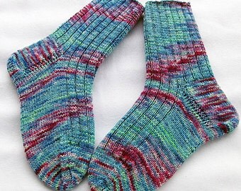 Hand Knit Socks for Women UK 5-7, US 7-9 Piratenwolle handdyed