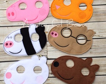 Pepper Pig and friends dress up and birthday party favor mask. Peppa birthday, peppa gifts, peppa pig party, peppa pig birthday
