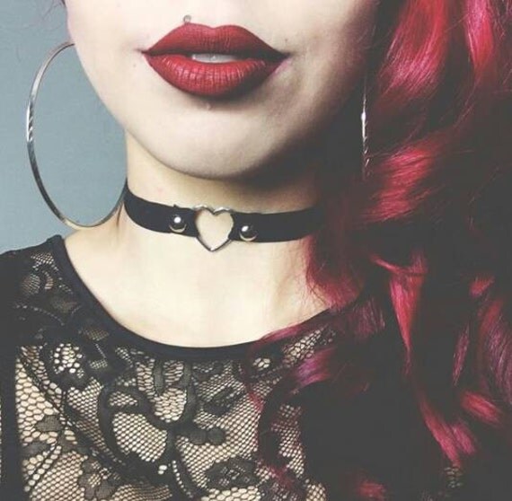 pastel goth heart ring choker/grunge 90's choker/heart O