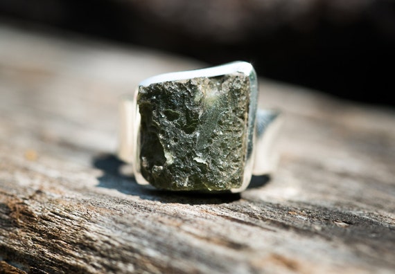 View Moldavite Ring Raw Background