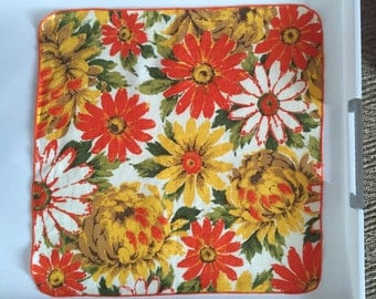 7 vintage bright floral napkins from the 1980s