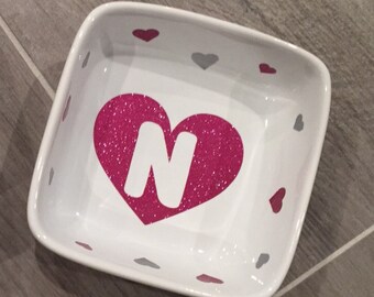 Jewelry holder, jewelry dish, ring holder, ring dish