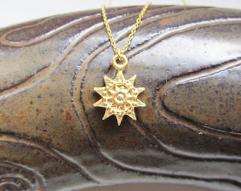 KA357 Handmade Sumsum Necklace - Ivory