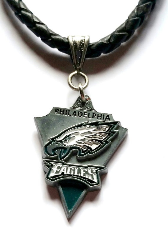 Items similar to Philadelphia Eagles Key chain keychain pendant