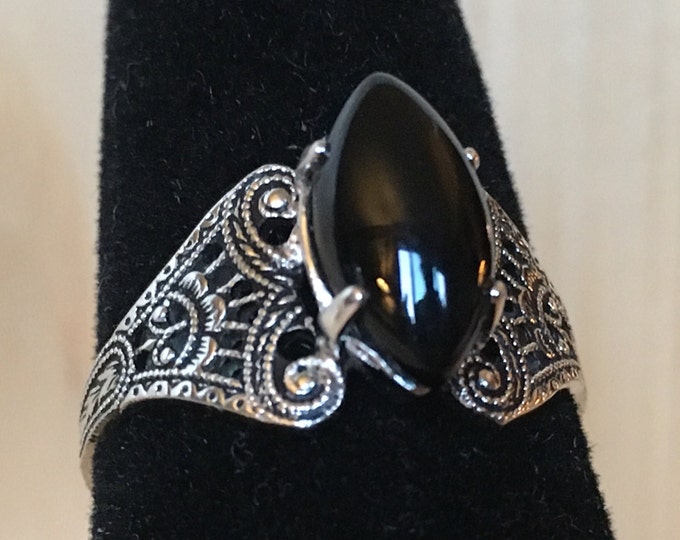 Storewide 25% Off SALE Vintage Delicate Sterling Silver Marquee Polished Black Onyx Designer Ring Featuring Elegant Open Filigree Style Fini