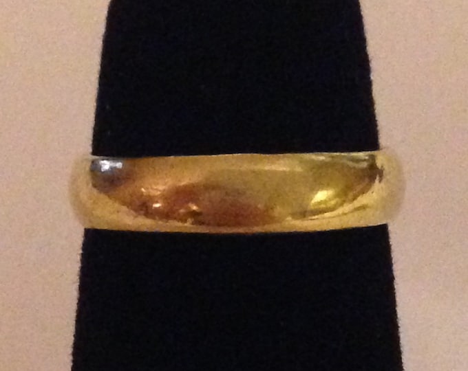 Storewide 25% Off SALE Vintage Slim Gold Tone Designer Ring Band Featuring Smooth Simplistic Design With Makers Mark