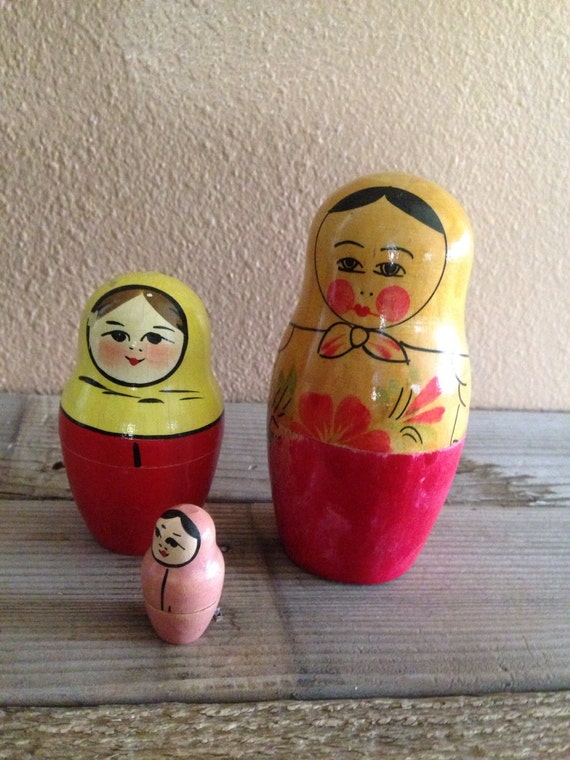 Vintage nesting dolls by Atailoredhome89 on Etsy
