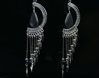 Ethnic Earrings // Tribal Earrings // Boho Earrings // Ethnic Jewelry // Bohemian Earrings // Boho Jewelry // Gypsy Earrings // W1