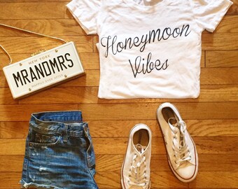 Honeymoon Vibes T-shirt