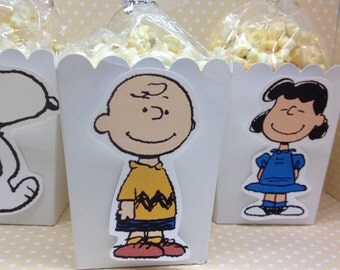 Peanuts, Charlie Brown, Snoopy Party Popcorn or Favor Boxes - Set of 10