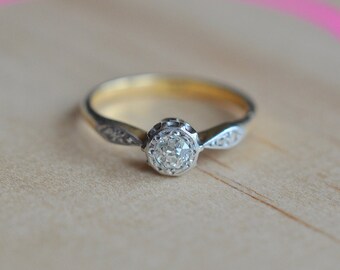 Antique Engagement ring 18ct gold 0.28ct Diamond Valuation held Size M1/2 US 61/4 2.20gms Rhodium plated. Diamond colour H