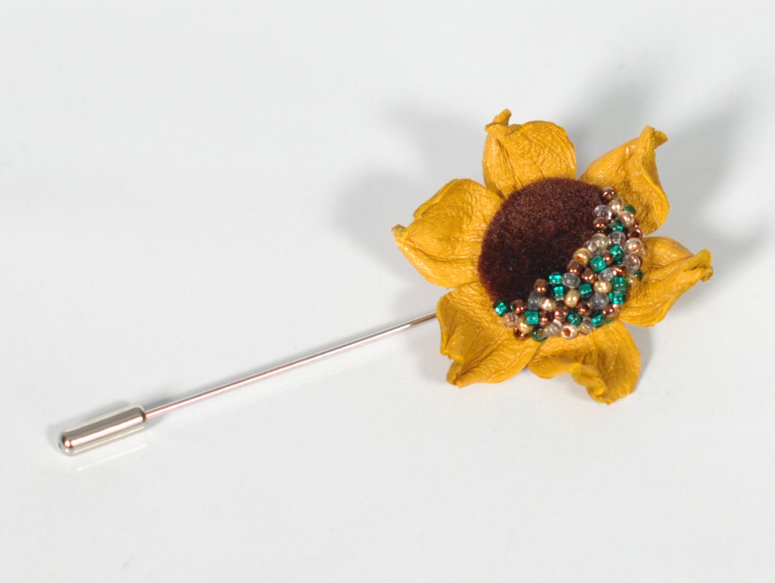 Sunflower lapel pin leather brooch Yellow flower lapel pin