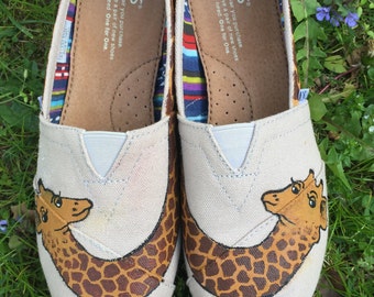 toms giraffe print shoes