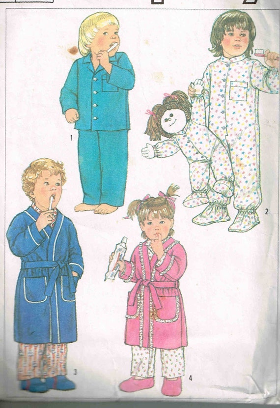 Toddler Sleeper, Robe and Pajamas Sewing Pattern One Piece Mandarin Collar Simplicity 7201 Children Size M Medium 2 3 Baby Boys Girls Cut