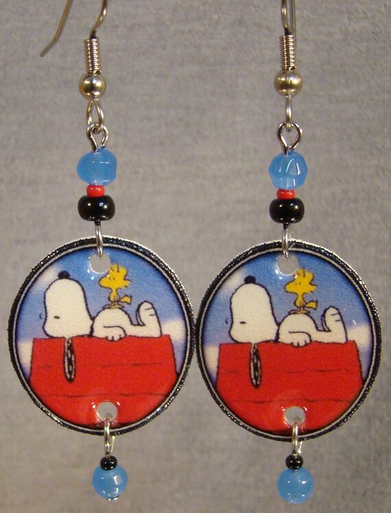 Snoopy Print art Dangle Earrings Peanuts Jewelry by afanaffair