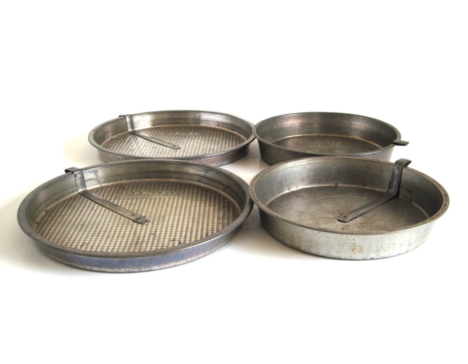 Old Cake Pans Round Slider Layer Cake Bakeware by LaurasLastDitch