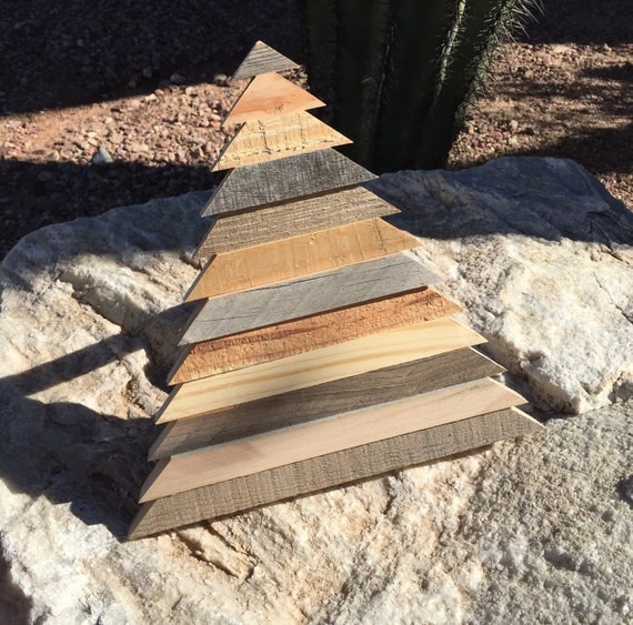 Wood Pallet Christmas Tree