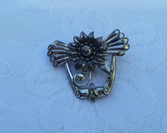 Vintage Sterling Pin With a Flower and Wings