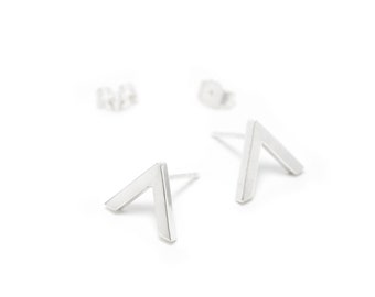 Geometric Stud Earrings, Minimalist Earrings, Sterling Silver Stud Earrings, Minimal Earrings, Triangle Earrings, ES015