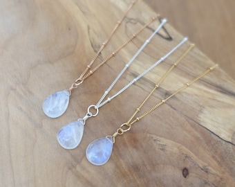Rainbow Moonstone Necklace, Gold Moonstone Necklace, Rose Gold Moonstone Necklace, Silver Moonstone Drop Necklace, Satellite Chain Necklace