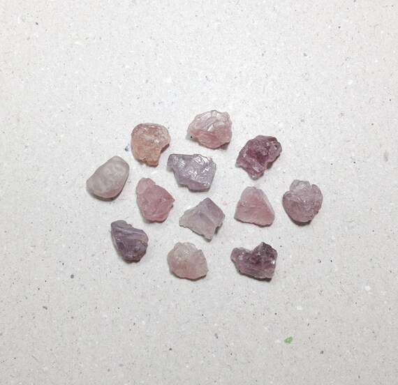 Rough spinel crystals raw spinel lot // B2337