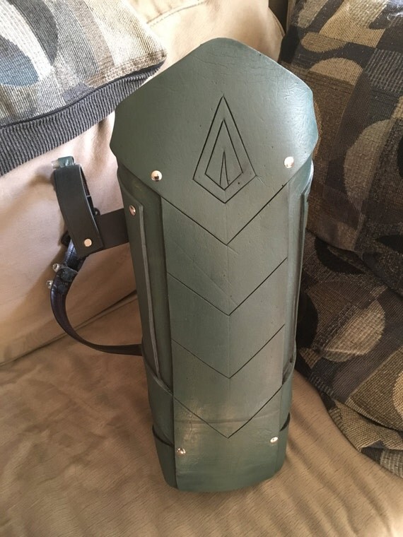 Cw Arrow season 4 quiver by RKprops on Etsy