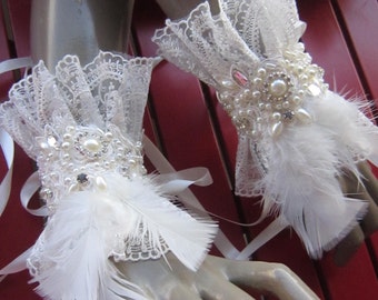 Bridal Gloves/ Bridal Cuffs/ Wedding Cuffs, Pearl Lace Gloves, Wedding gloves,cuffs ivory lace cuffs