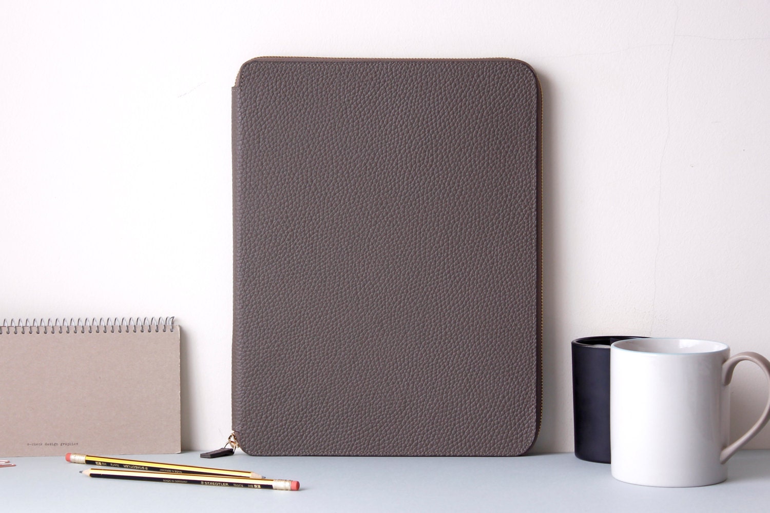 Leather Writing Pad A4 Zipped pouch Brown Grey