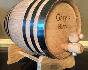 Personalized Whiskey Barrel, Groomsmen Gift, Best Man, Unique Gifts. Birthday Gift For Him. Groomsman Gift. Oak Wood. Fathers Day.