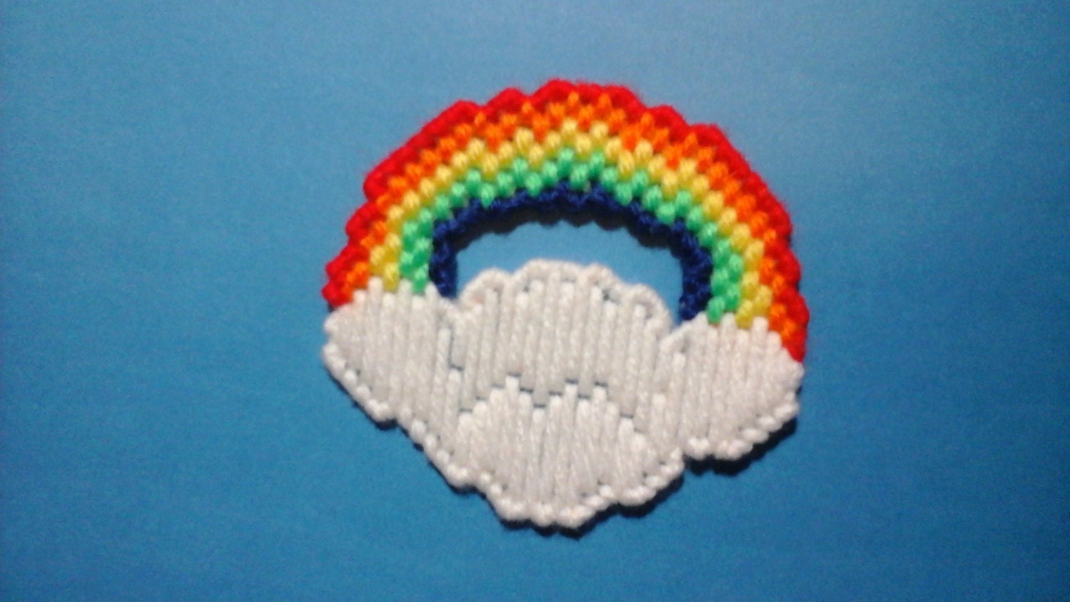 FREE SHIPPING PHandmade Rainbow cloud plastic canvas magnet