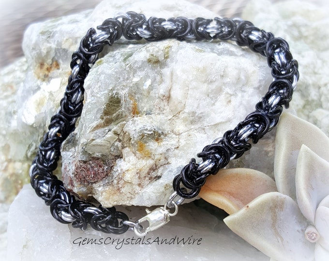 Chainmaille Bracelet, gift for him, Gift for her, Black chain, Silver chain, handmade, Byzantine weave