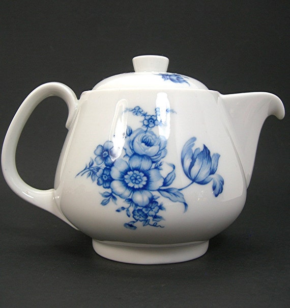 Rosenthal Individual 2Cup Teapot Germany by AtticDustAntiques